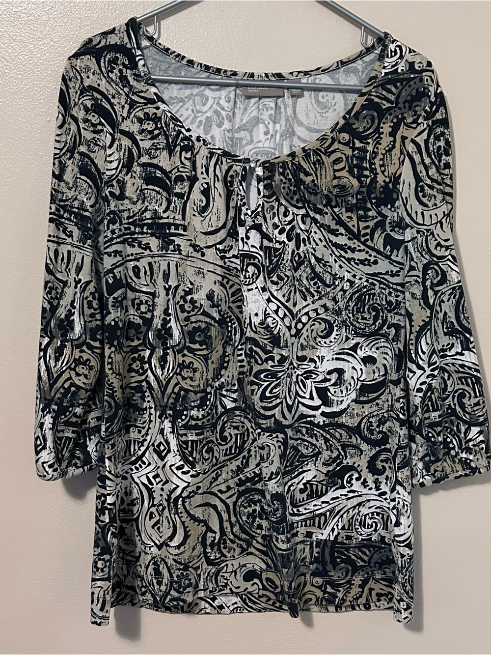 croft & barrow Navy and Cream Paisley Scoop Neck Quarter Sleeve Top